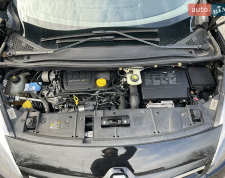 Черный Рено Гранд Сценик, объемом двигателя 1.6 л и пробегом 239 тыс. км за 9999 $, фото 77 на Automoto.ua