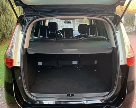 Черный Рено Гранд Сценик, объемом двигателя 1.5 л и пробегом 252 тыс. км за 9750 $, фото 14 на Automoto.ua