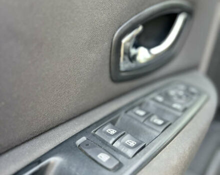 Черный Рено Гранд Сценик, объемом двигателя 1.6 л и пробегом 254 тыс. км за 9350 $, фото 10 на Automoto.ua