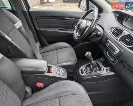 Черный Рено Гранд Сценик, объемом двигателя 1.46 л и пробегом 240 тыс. км за 10350 $, фото 22 на Automoto.ua