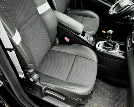 Чорний Рено Гранд Сценік, об'ємом двигуна 1.6 л та пробігом 159 тис. км за 10000 $, фото 9 на Automoto.ua