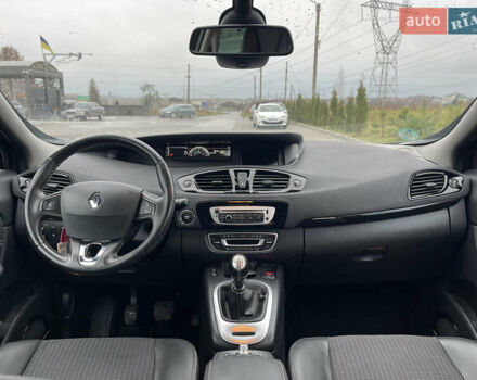 Чорний Рено Гранд Сценік, об'ємом двигуна 1.6 л та пробігом 239 тис. км за 9650 $, фото 13 на Automoto.ua