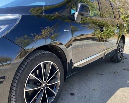 Черный Рено Гранд Сценик, объемом двигателя 1.6 л и пробегом 250 тыс. км за 10900 $, фото 2 на Automoto.ua