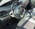 Черный Рено Гранд Сценик, объемом двигателя 1.6 л и пробегом 220 тыс. км за 10000 $, фото 3 на Automoto.ua