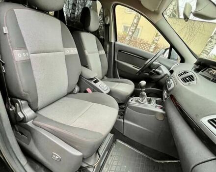 Черный Рено Гранд Сценик, объемом двигателя 1.6 л и пробегом 254 тыс. км за 8800 $, фото 16 на Automoto.ua