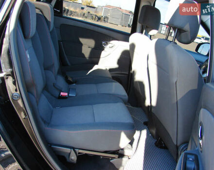 Черный Рено Гранд Сценик, объемом двигателя 1.5 л и пробегом 216 тыс. км за 8900 $, фото 11 на Automoto.ua