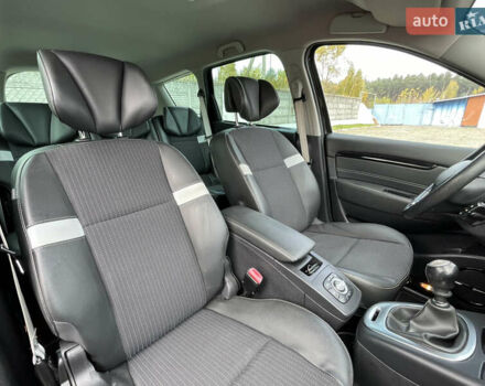 Чорний Рено Гранд Сценік, об'ємом двигуна 1.6 л та пробігом 239 тис. км за 10499 $, фото 53 на Automoto.ua