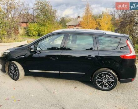 Рено Гранд Сценик 2013 в Харькове на Automoto.ua Черный Рено Гранд Сценик, объемом двигателя 1.5 л и пробегом 235 тыс. км за 10350 $, фото 23 на Automoto.ua