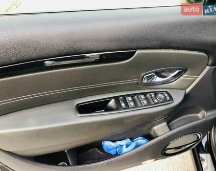 Рено Гранд Сценик 2013 в Харькове на Automoto.ua Черный Рено Гранд Сценик, объемом двигателя 1.5 л и пробегом 235 тыс. км за 10350 $, фото 10 на Automoto.ua