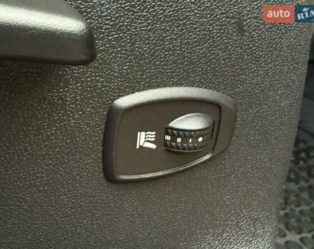 Рено Гранд Сценик 2013 в Житомире на Automoto.ua Черный Рено Гранд Сценик, объемом двигателя 1.6 л и пробегом 249 тыс. км за 9200 $, фото 13 на Automoto.ua