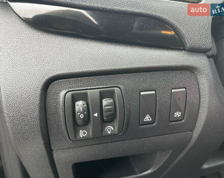 Чорний Рено Гранд Сценік, об'ємом двигуна 1.6 л та пробігом 239 тис. км за 9650 $, фото 11 на Automoto.ua