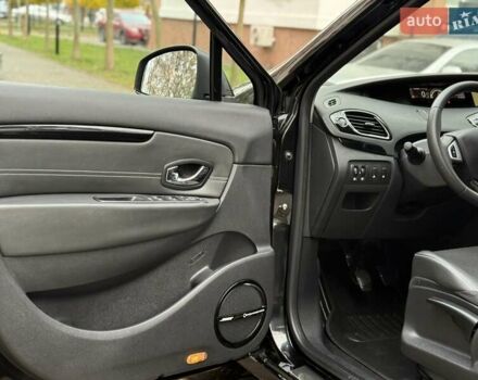 Черный Рено Гранд Сценик, объемом двигателя 1.6 л и пробегом 240 тыс. км за 7500 $, фото 20 на Automoto.ua