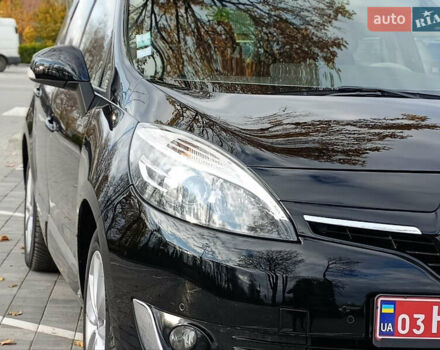 Рено Гранд Сценик 2013 в Виннице на Automoto.ua Черный Рено Гранд Сценик, объемом двигателя 1.5 л и пробегом 232 тыс. км за 9999 $, фото 18 на Automoto.ua