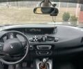 Черный Рено Гранд Сценик, объемом двигателя 1.5 л и пробегом 225 тыс. км за 10200 $, фото 5 на Automoto.ua