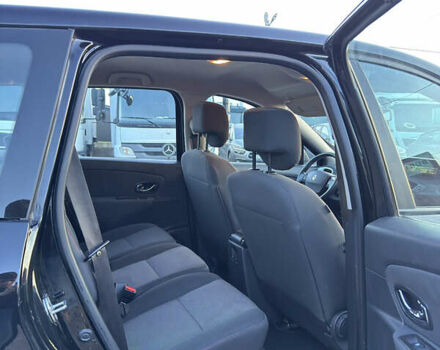 Черный Рено Гранд Сценик, объемом двигателя 1.6 л и пробегом 252 тыс. км за 9250 $, фото 36 на Automoto.ua