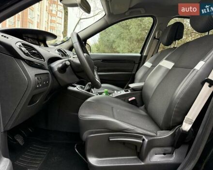 Черный Рено Гранд Сценик, объемом двигателя 1.6 л и пробегом 240 тыс. км за 7500 $, фото 23 на Automoto.ua