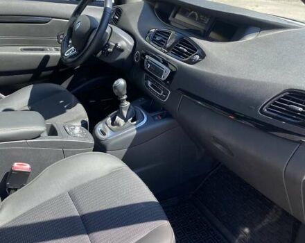 Черный Рено Гранд Сценик, объемом двигателя 1.6 л и пробегом 148 тыс. км за 11300 $, фото 16 на Automoto.ua