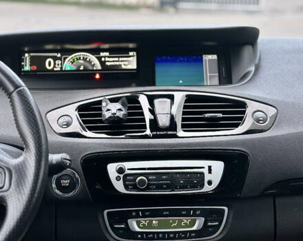 Черный Рено Гранд Сценик, объемом двигателя 1.6 л и пробегом 183 тыс. км за 10500 $, фото 22 на Automoto.ua