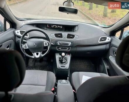 Черный Рено Гранд Сценик, объемом двигателя 1.6 л и пробегом 254 тыс. км за 8800 $, фото 23 на Automoto.ua