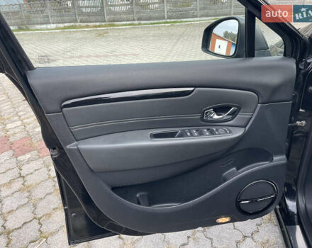 Черный Рено Гранд Сценик, объемом двигателя 1.6 л и пробегом 239 тыс. км за 9999 $, фото 35 на Automoto.ua