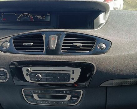 Черный Рено Гранд Сценик, объемом двигателя 1.5 л и пробегом 174 тыс. км за 9200 $, фото 21 на Automoto.ua