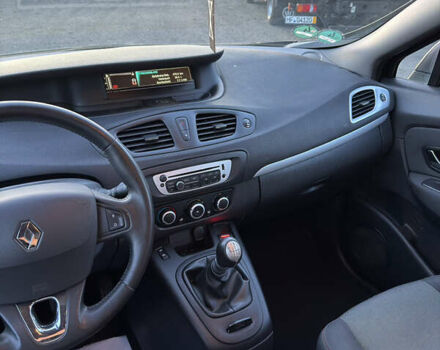 Черный Рено Гранд Сценик, объемом двигателя 1.6 л и пробегом 252 тыс. км за 9250 $, фото 38 на Automoto.ua