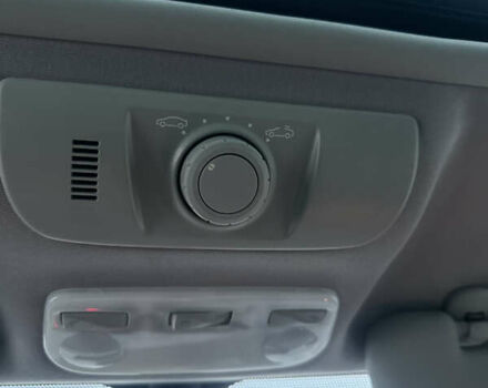 Черный Рено Гранд Сценик, объемом двигателя 1.6 л и пробегом 183 тыс. км за 10500 $, фото 37 на Automoto.ua