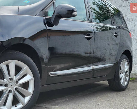 Рено Гранд Сценик 2013 в Стрые на Automoto.ua Черный Рено Гранд Сценик, объемом двигателя 1.6 л и пробегом 285 тыс. км за 9700 $, фото 11 на Automoto.ua