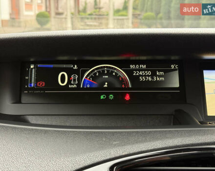 Черный Рено Гранд Сценик, объемом двигателя 1.5 л и пробегом 224 тыс. км за 11400 $, фото 67 на Automoto.ua