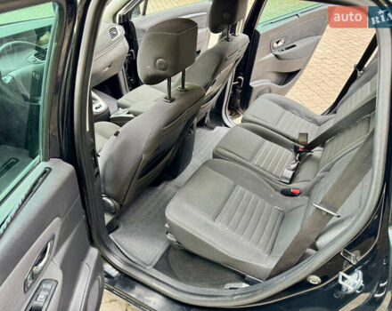 Черный Рено Гранд Сценик, объемом двигателя 1.5 л и пробегом 241 тыс. км за 8900 $, фото 14 на Automoto.ua