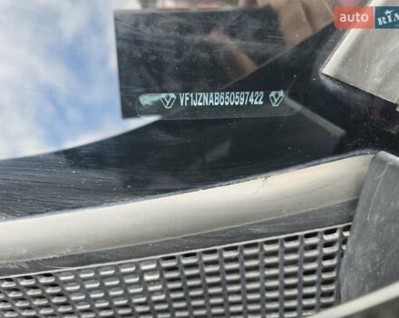 Черный Рено Гранд Сценик, объемом двигателя 1.6 л и пробегом 170 тыс. км за 11500 $, фото 9 на Automoto.ua