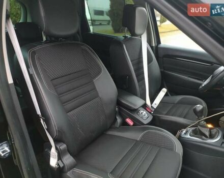 Черный Рено Гранд Сценик, объемом двигателя 1.6 л и пробегом 202 тыс. км за 9999 $, фото 33 на Automoto.ua