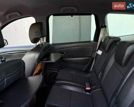 Черный Рено Гранд Сценик, объемом двигателя 1.6 л и пробегом 230 тыс. км за 9900 $, фото 52 на Automoto.ua