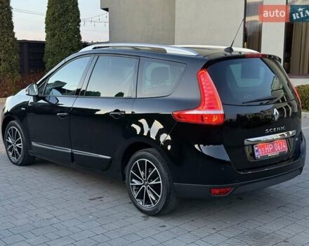 Черный Рено Гранд Сценик, объемом двигателя 1.6 л и пробегом 230 тыс. км за 9900 $, фото 4 на Automoto.ua