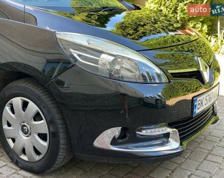 Черный Рено Гранд Сценик, объемом двигателя 1.6 л и пробегом 216 тыс. км за 9550 $, фото 11 на Automoto.ua