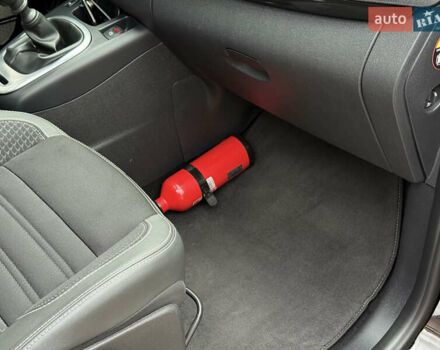 Черный Рено Гранд Сценик, объемом двигателя 1.5 л и пробегом 224 тыс. км за 11400 $, фото 106 на Automoto.ua