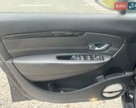 Черный Рено Гранд Сценик, объемом двигателя 1.5 л и пробегом 211 тыс. км за 9950 $, фото 12 на Automoto.ua