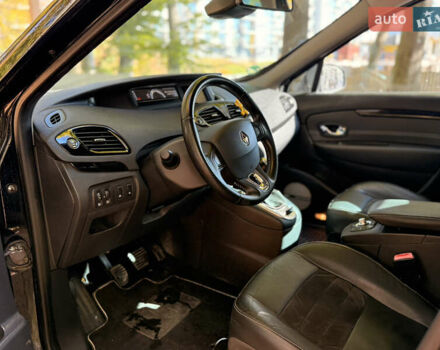 Черный Рено Гранд Сценик, объемом двигателя 1.6 л и пробегом 236 тыс. км за 10500 $, фото 7 на Automoto.ua