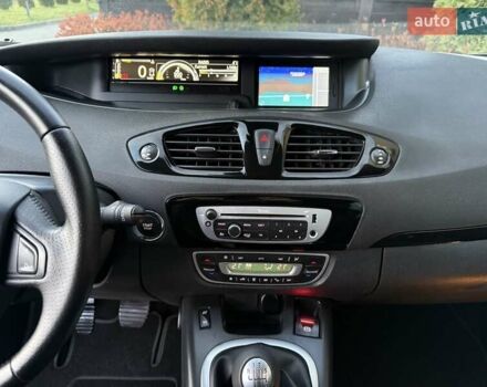 Черный Рено Гранд Сценик, объемом двигателя 1.6 л и пробегом 230 тыс. км за 9900 $, фото 29 на Automoto.ua