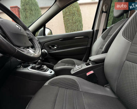 Черный Рено Гранд Сценик, объемом двигателя 1.5 л и пробегом 224 тыс. км за 11400 $, фото 52 на Automoto.ua