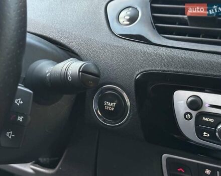 Черный Рено Гранд Сценик, объемом двигателя 1.6 л и пробегом 230 тыс. км за 9900 $, фото 34 на Automoto.ua