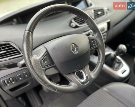 Чорний Рено Гранд Сценік, об'ємом двигуна 1.5 л та пробігом 225 тис. км за 10799 $, фото 39 на Automoto.ua