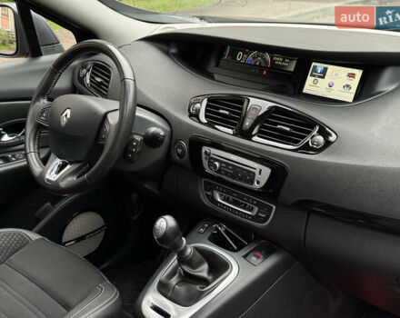 Черный Рено Гранд Сценик, объемом двигателя 1.5 л и пробегом 224 тыс. км за 11400 $, фото 104 на Automoto.ua