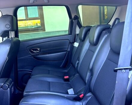 Черный Рено Гранд Сценик, объемом двигателя 1.5 л и пробегом 243 тыс. км за 8900 $, фото 11 на Automoto.ua