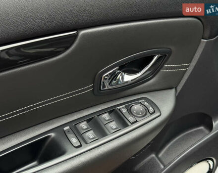 Черный Рено Гранд Сценик, объемом двигателя 1.5 л и пробегом 224 тыс. км за 11400 $, фото 83 на Automoto.ua