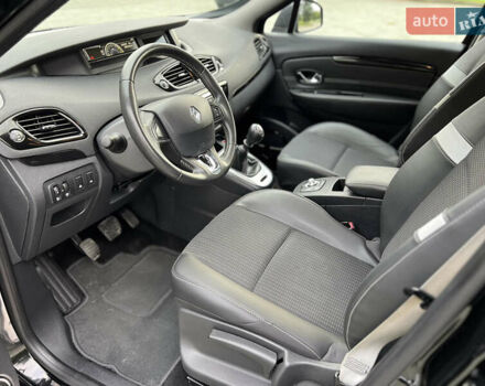 Чорний Рено Гранд Сценік, об'ємом двигуна 1.5 л та пробігом 225 тис. км за 10799 $, фото 33 на Automoto.ua