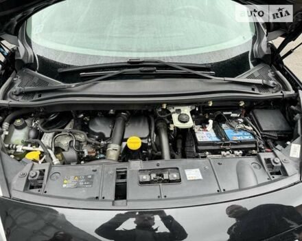 Черный Рено Гранд Сценик, объемом двигателя 1.5 л и пробегом 300 тыс. км за 10000 $, фото 8 на Automoto.ua