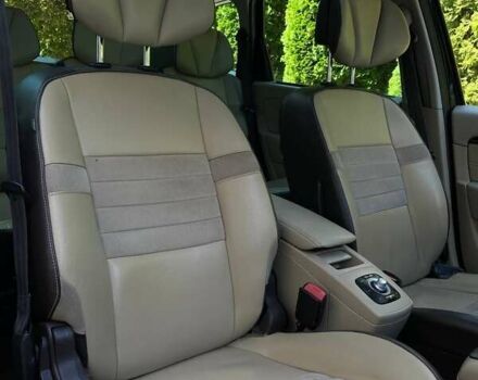 Черный Рено Гранд Сценик, объемом двигателя 1.6 л и пробегом 216 тыс. км за 9550 $, фото 18 на Automoto.ua