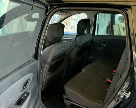 Черный Рено Гранд Сценик, объемом двигателя 1.5 л и пробегом 276 тыс. км за 10000 $, фото 14 на Automoto.ua