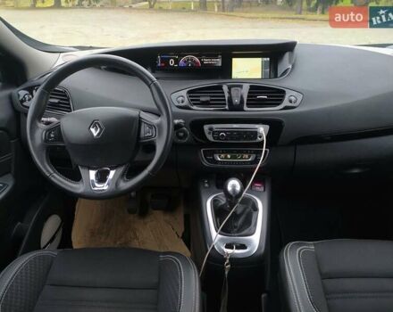 Черный Рено Гранд Сценик, объемом двигателя 1.6 л и пробегом 202 тыс. км за 9999 $, фото 34 на Automoto.ua
